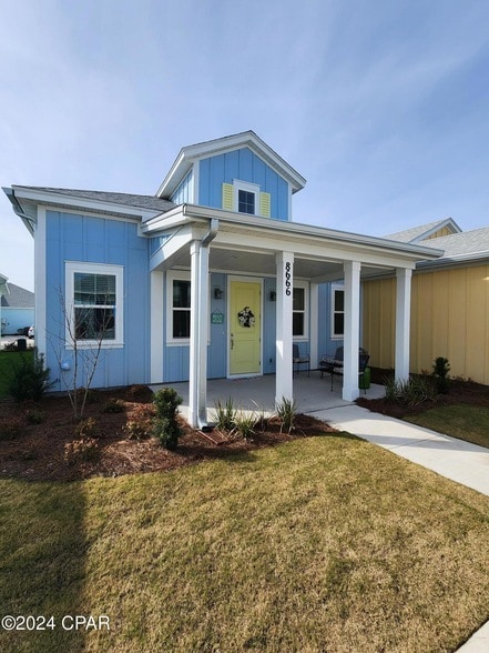 8666 Shell Sink Dr in Panama City Beach, FL - Foto de edificio - Building Photo