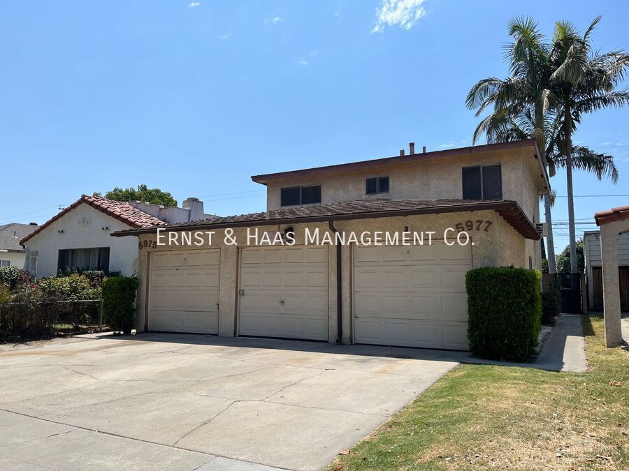 5975 Myrtle Ave in Long Beach, CA - Building Photo