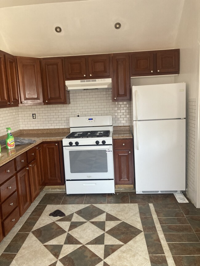 409 Woodward St in Reading, PA - Building Photo - Building Photo