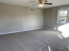 488 Overdale Dr in Louisville, KY - Building Photo - Building Photo