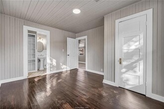 2707 Cliff St in Bryan, TX - Building Photo - Building Photo