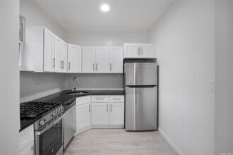 86-22 Jamaica Ave-Unit -1 in Queens, NY - Building Photo - Building Photo