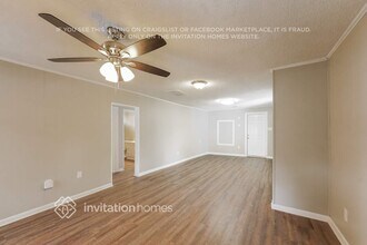 905 E Crockett St in Ennis, TX - Building Photo - Building Photo