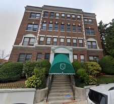 4 Chiswick Rd, Unit 24 in Boston, MA - Building Photo