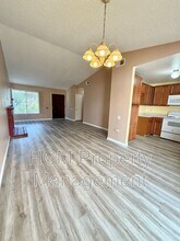 27102 Valleymont Rd in Lake Forest, CA - Building Photo - Building Photo