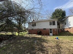 1010 Tabor St in High Point, NC - Building Photo - Building Photo