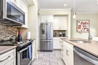4414 Cedar Springs Rd in Dallas, TX - Building Photo - Building Photo