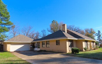 4712 Picadilly Pl in Tyler, TX - Building Photo - Building Photo