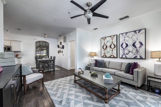 The Rexford at Waterford Lakes in Orlando, FL - Foto de edificio - Building Photo