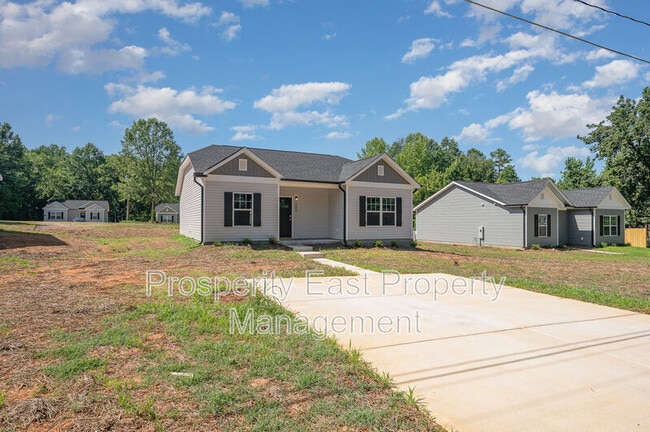 605 Queens Rd in Gastonia, NC - Building Photo - Building Photo