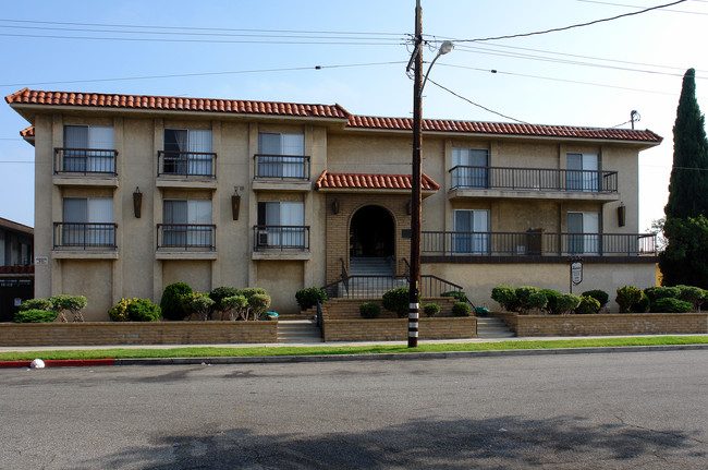 Montecito Apartments in Hawthorne, CA - Building Photo - Building Photo