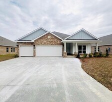 13569 Sarus Dr in Vancleave, MS - Building Photo