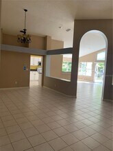 10609 Chambers Dr in Tampa, FL - Building Photo - Building Photo