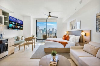 601 NE 1st Ave, Unit SI ID1227539P in Miami, FL - Foto de edificio - Building Photo