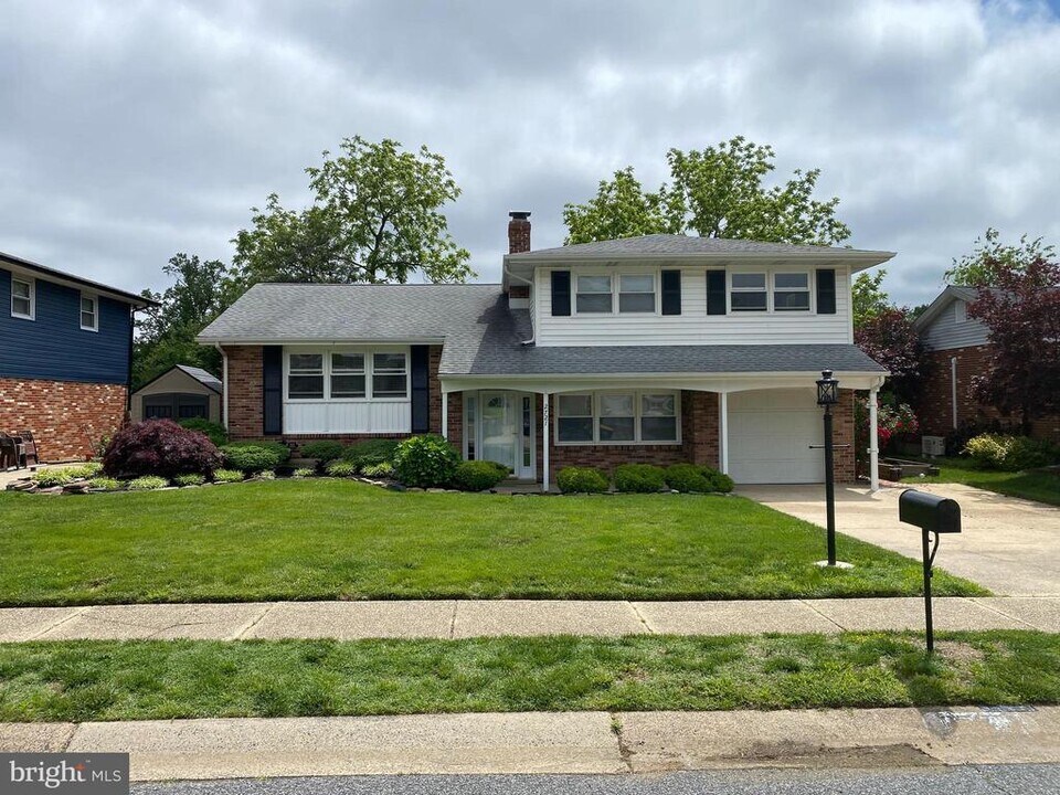 2721 Burnley Rd in Wilmington, DE - Building Photo