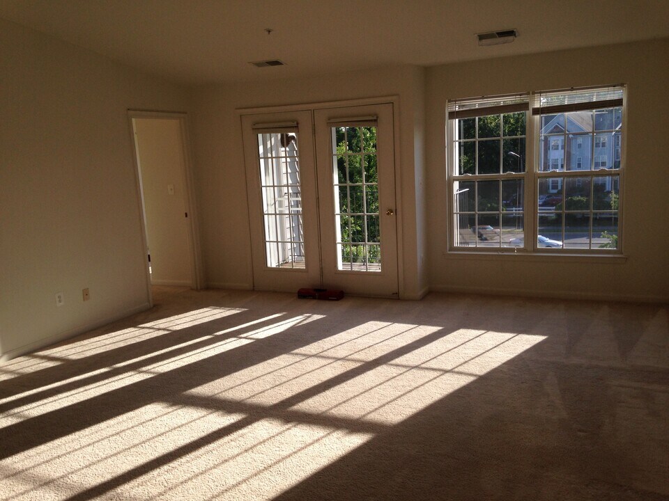 2161 Scotts Crossing Ct, Unit 303 in Annapolis, MD - Building Photo