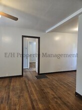 129 S Mt Carmel St in Wichita, KS - Building Photo - Building Photo