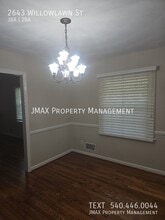2643 Willowlawn St in Cave Spring, VA - Foto de edificio - Building Photo