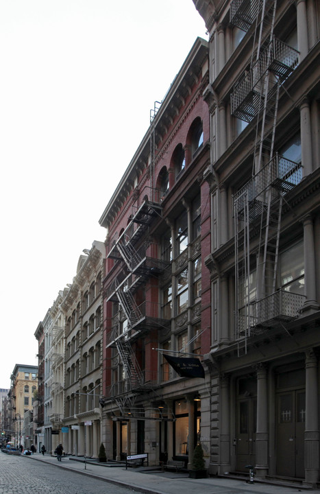 117-119 Mercer St in New York, NY - Building Photo