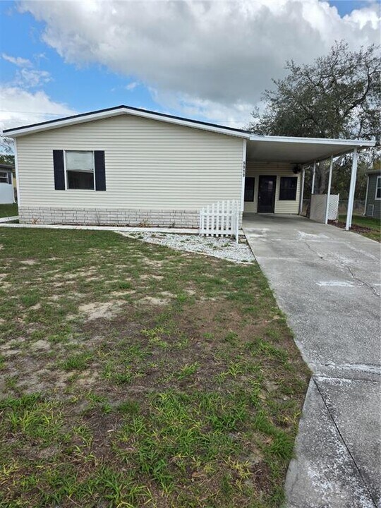 9919 Scepter Ave in Brooksville, FL - Building Photo