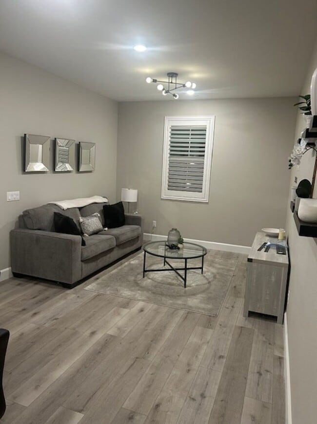 33140 Table Rock Dr in Menifee, CA - Building Photo - Building Photo