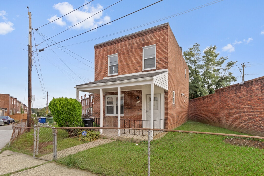 2915 Oakford Ave in Baltimore, MD - Building Photo