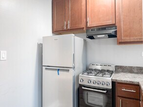 4037 N Kenmore Ave, Unit J02P in Chicago, IL - Building Photo - Building Photo