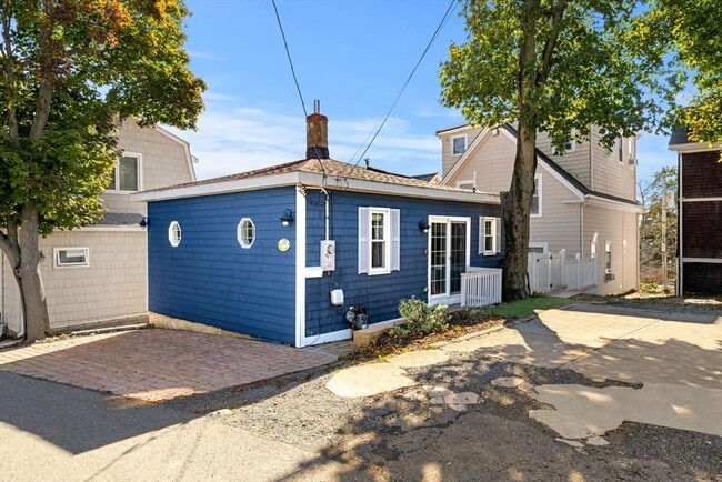 22 Sherman Ave in Nahant, MA - Building Photo - Building Photo