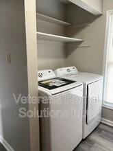 410 Kirkcaldy Ct in Fayetteville, NC - Building Photo - Building Photo