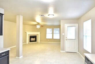 5211 Whistle Stop Dr in Temple, TX - Building Photo - Building Photo