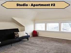 903 Highland Ave, Unit Unit #2 in Bremerton, WA - Building Photo - Building Photo