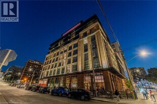 24 Augusta St in Hamilton, ON - Building Photo