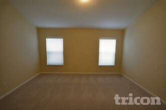 12907 Early Run Ln in Riverview, FL - Foto de edificio - Building Photo