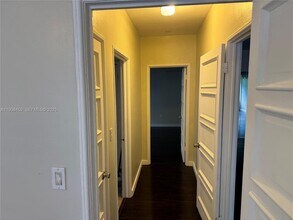 1339 Flamingo Way in Miami Beach, FL - Building Photo - Building Photo