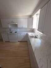 130 Fairgreen Dr in Buffalo, NY - Foto de edificio - Building Photo