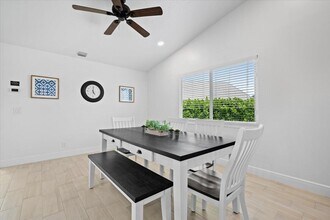 6077 Francis St in Jupiter, FL - Building Photo - Building Photo