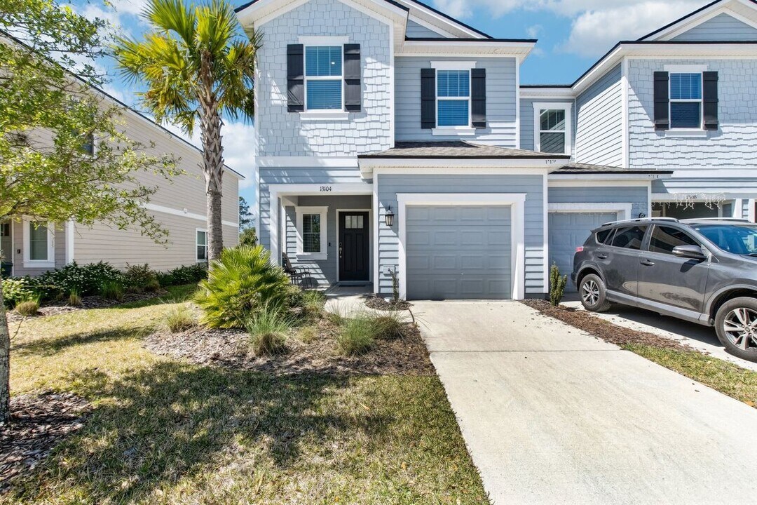 13104 Bachara Wy in Jacksonville, FL - Building Photo