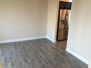 3509 Tawney Oaks Ln in Shafter, CA - Building Photo - Building Photo