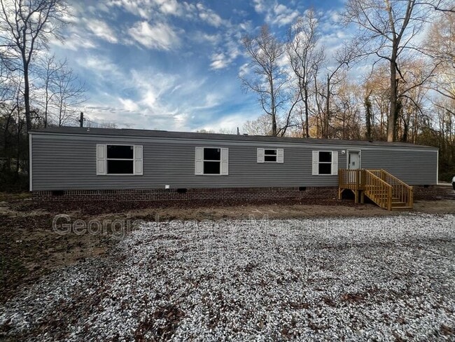 property at 28 Shady Cir