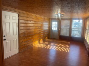 3303 Greenwood Ave in Rockford, IL - Building Photo - Building Photo