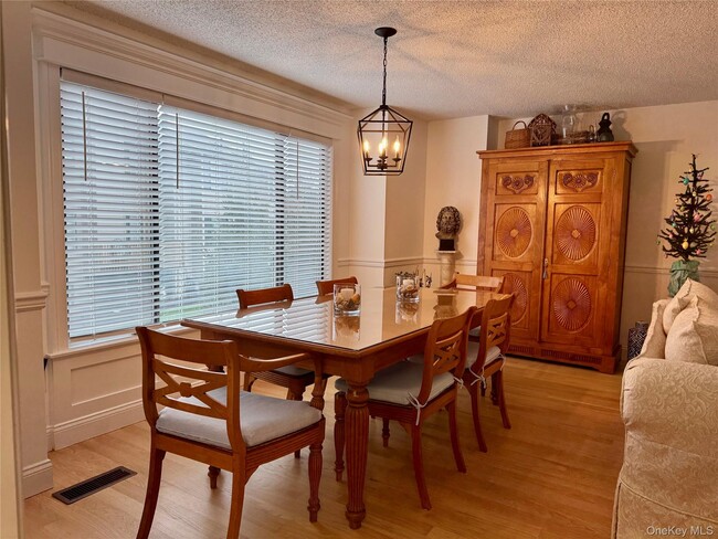 1 Kings Ct in Nanuet, NY - Building Photo - Building Photo