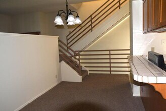 6146 S Pacific Coast Hwy in Redondo Beach, CA - Foto de edificio - Building Photo