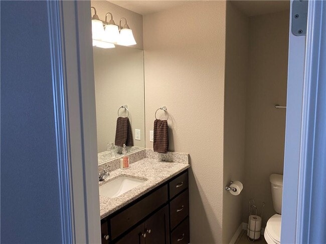 93 Kinloch Dr in Bella Vista, AR - Building Photo - Building Photo