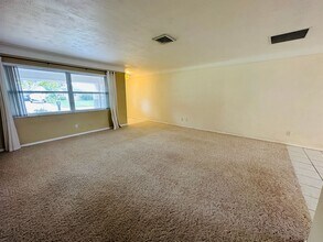 13613 87th Ave in Seminole, FL - Building Photo - Building Photo