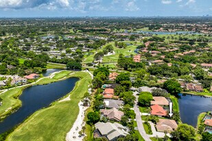 1 Wycliff Rd in Palm Beach Gardens, FL - Building Photo