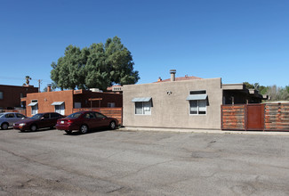 3055-3085 E Allen Rd in Tucson, AZ - Building Photo - Building Photo