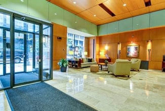 208 W Washington St, Unit 1201 in Chicago, IL - Building Photo - Building Photo