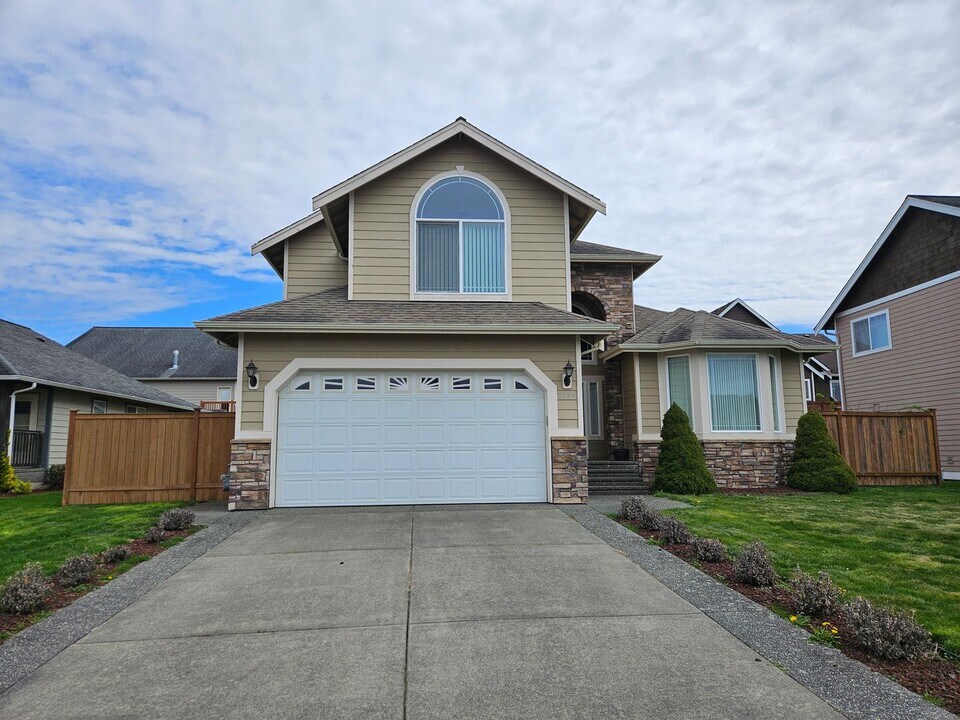 5194 Spoonbill Ln in Ferndale, WA - Building Photo