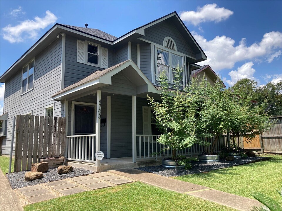 4708 Park Dr in Houston, TX - Building Photo