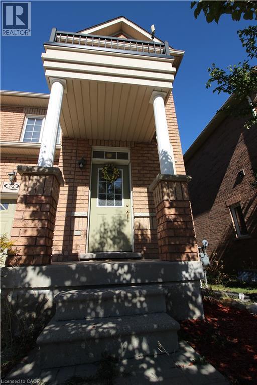 110 Highland Rd E in Kitchener, ON - Building Photo - Building Photo